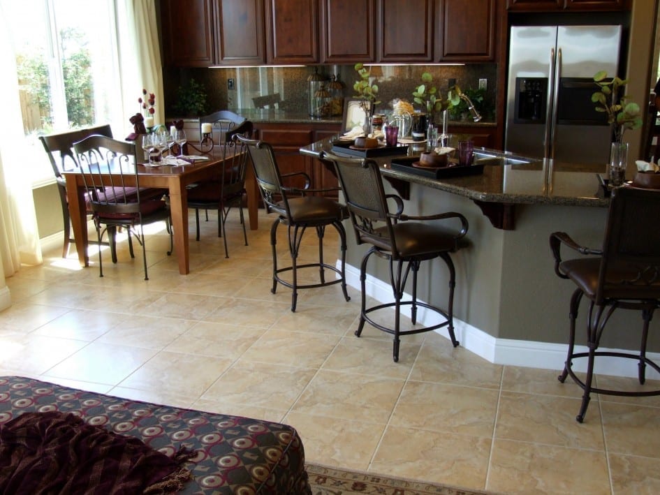 floor tiles in kitchen and family room